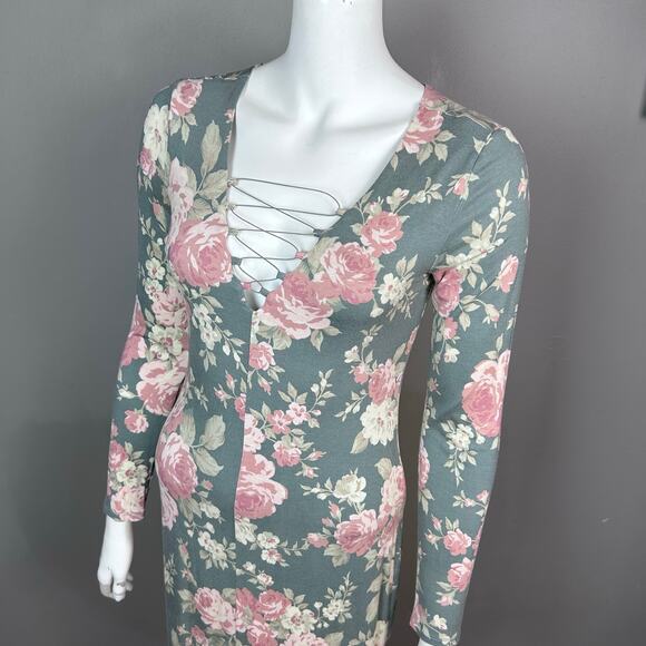 BOLD elements Dresses & Skirts - Forest Fairy dress small vtg floral sage green lace-up soft bodycon